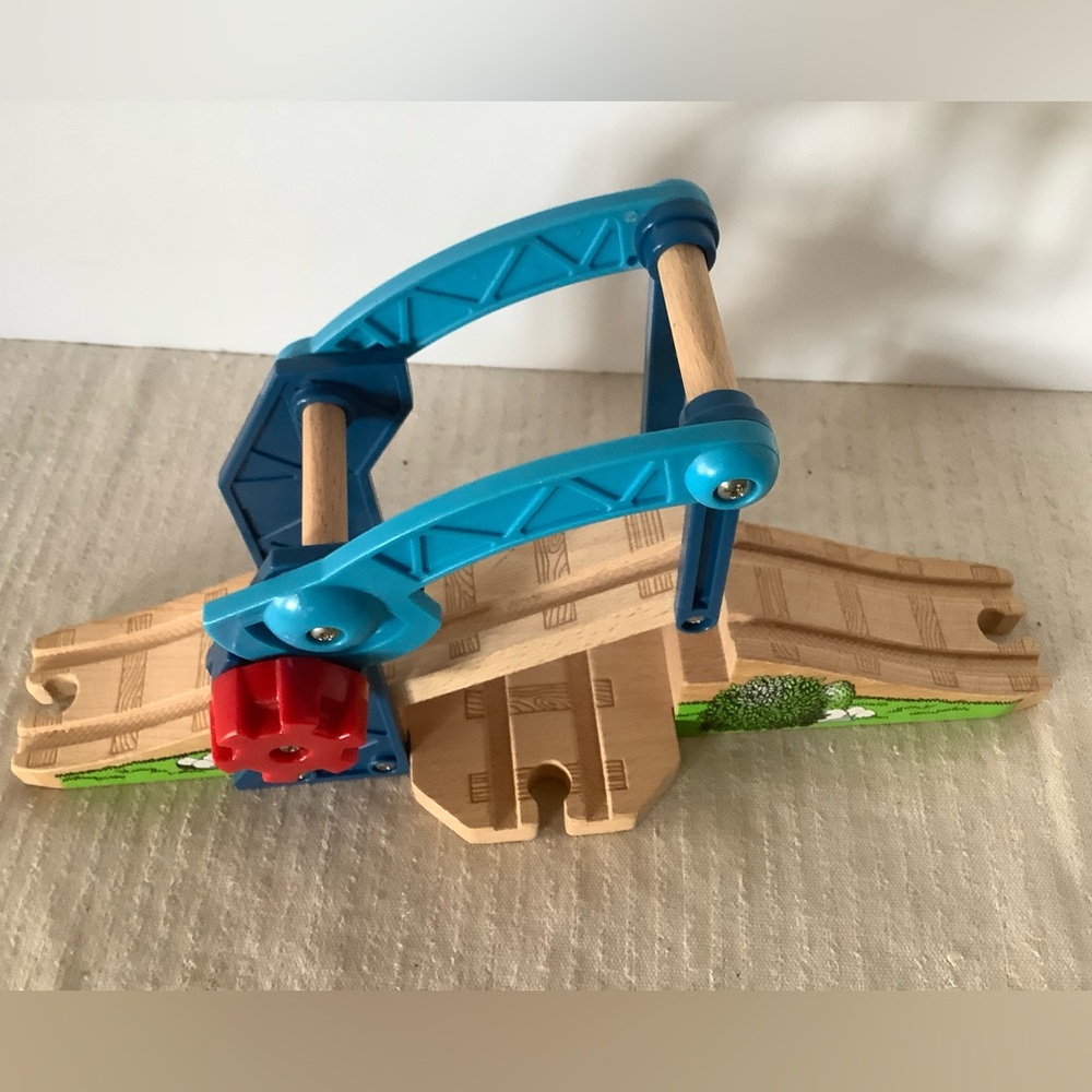 Vintage Sodor Lifting Sling Drawbridge Thomas & Friends, lift bridge trains pass - Picture 5 of 8